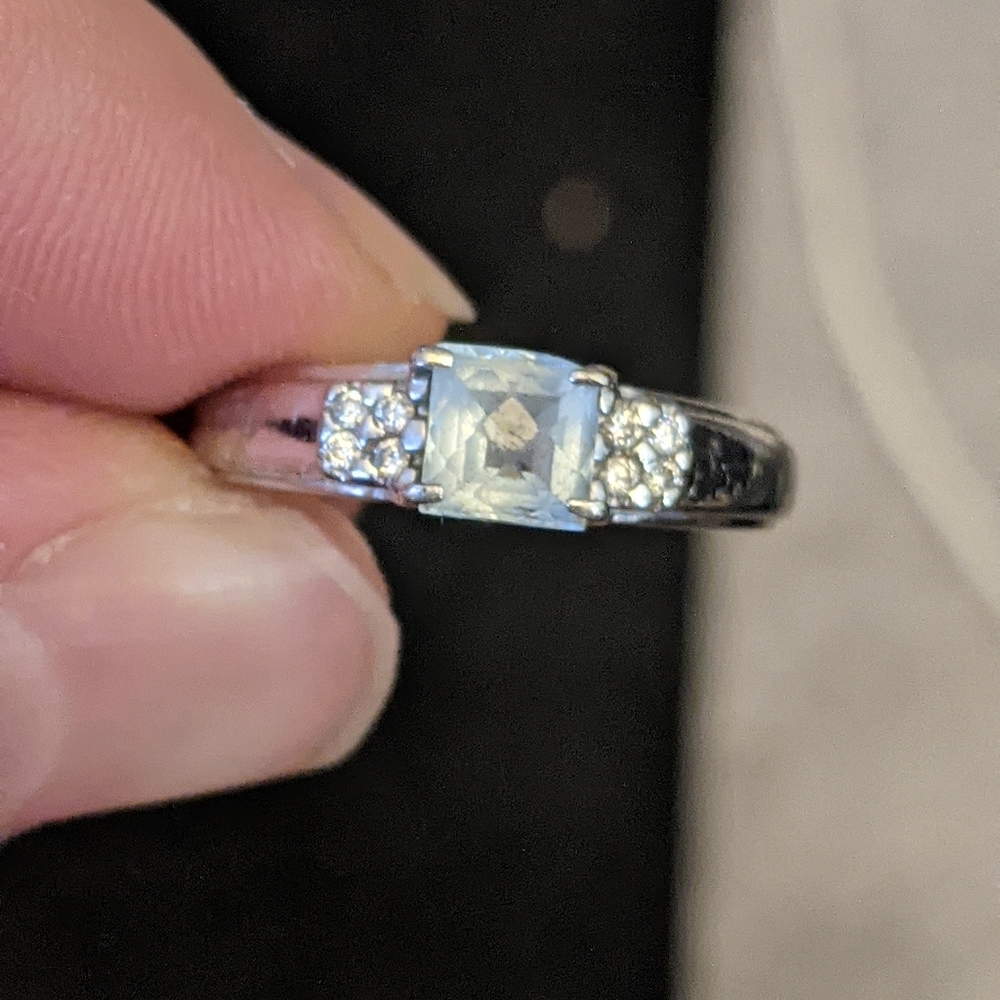 14K White Gold Engagement Ring